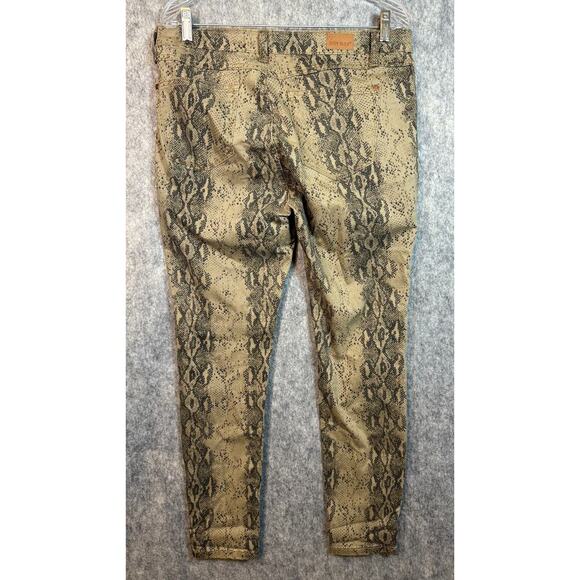 Judy Blue Skinny Fit Tan Size 13/31 Snakeskin Stretch Pants Mid Rise JB84177 - Picture 3 of 9